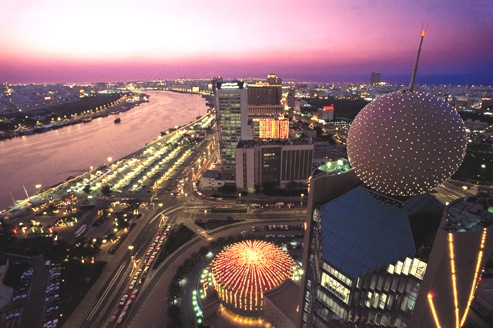 تور دبی هتل سی ویو - آژانس هواپیمایی و مسافرتی آفتاب ساحل آبی 